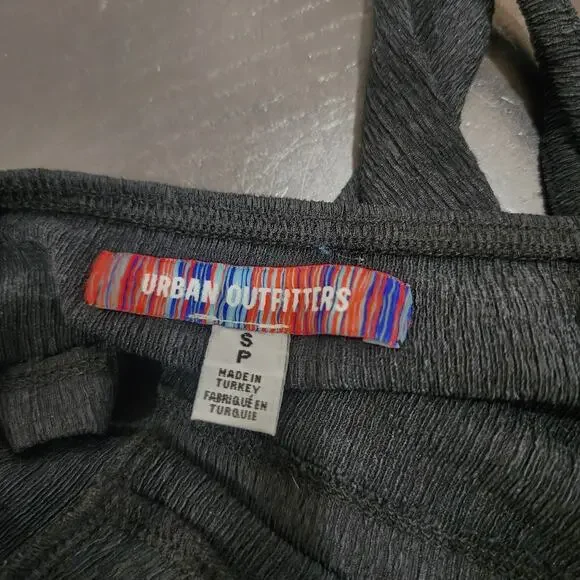 URBAN OUTFITTERS Valeria Halter Crop Top Size Small Black Shirt Strappy - Picture 9 of 12